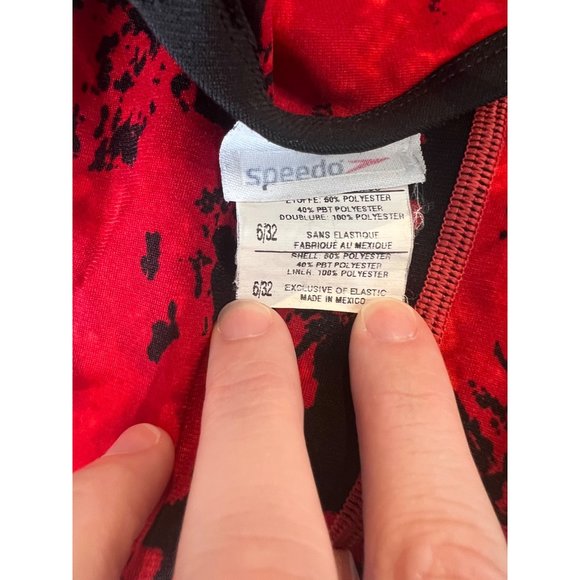 Speedo Endurance Red Black one piece Swimsuit Women’s 6/32 - Picture 6 of 7